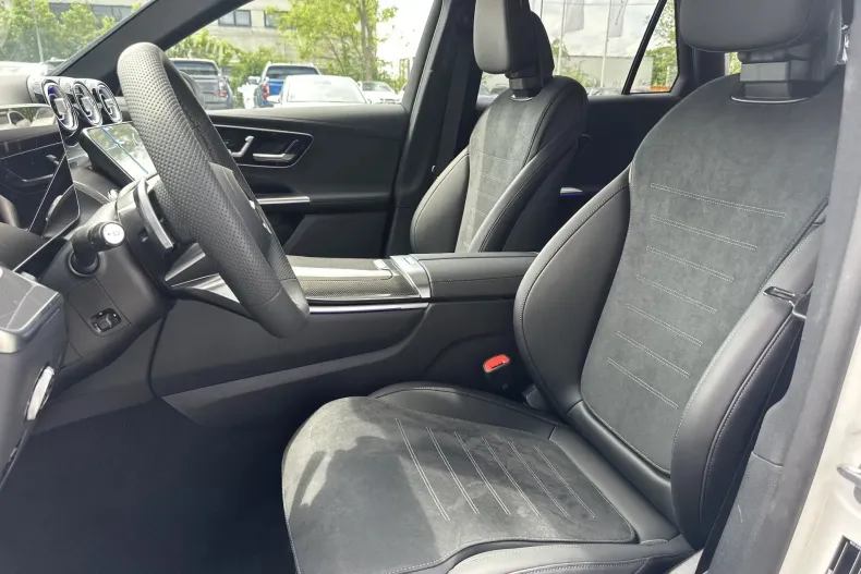 Mercedes-Benz GLC 300 (Clasa GLC) din 2025 cu 10 km - oferta MER244525 - foto 19