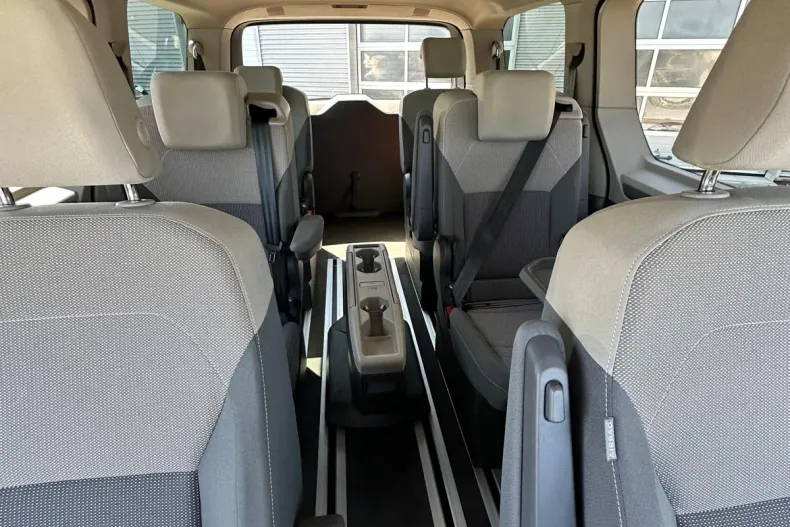 Volkswagen Multivan din 2026 cu 13.780 km - oferta VOL244535 - foto 6