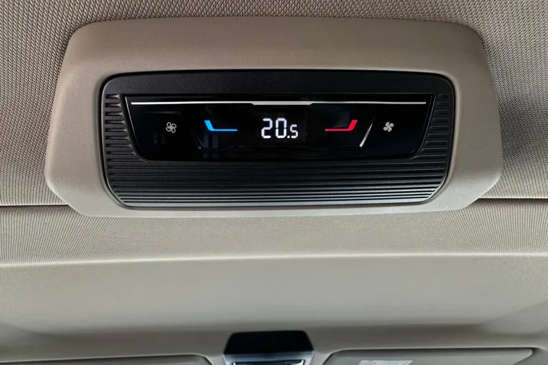 Volkswagen Multivan din 2026 cu 13.780 km - oferta VOL244535 - foto 11