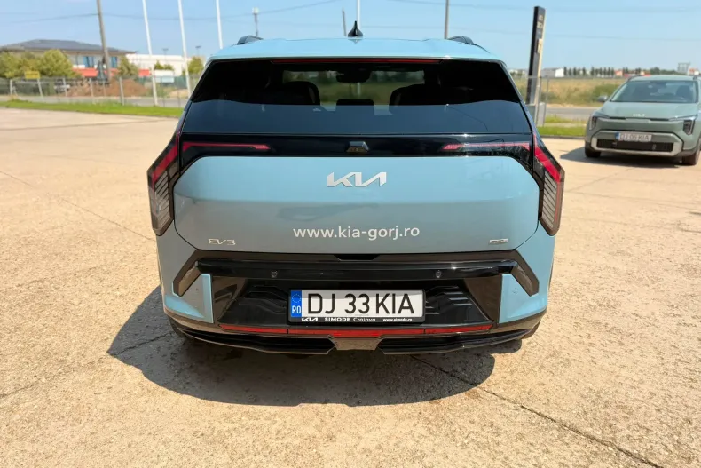 Kia EV3 din 2024 cu 2.000 km - oferta KIA244539 - foto 4