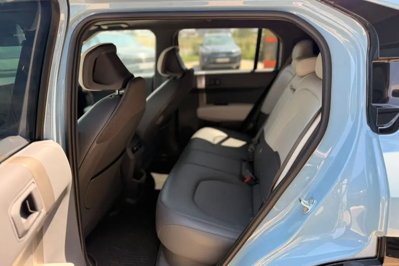 Kia EV3 din 2024 cu 2.000 km - oferta KIA244539 - foto 14