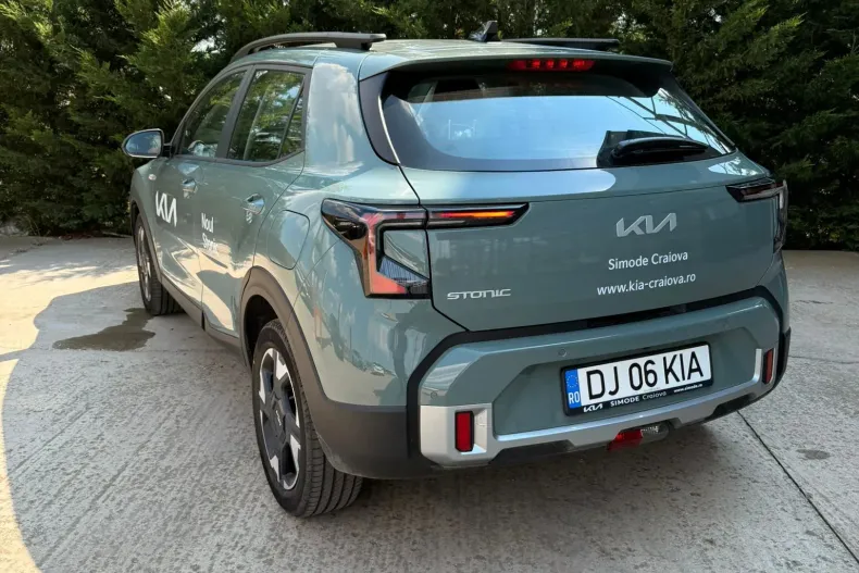 Kia Stonic din 2025 cu 400 km - oferta KIA244540 - foto 3