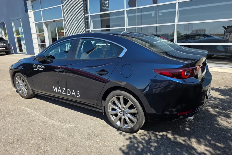Mazda 3 din 2026 cu 3.600 km - oferta MAZ244542 - foto 5