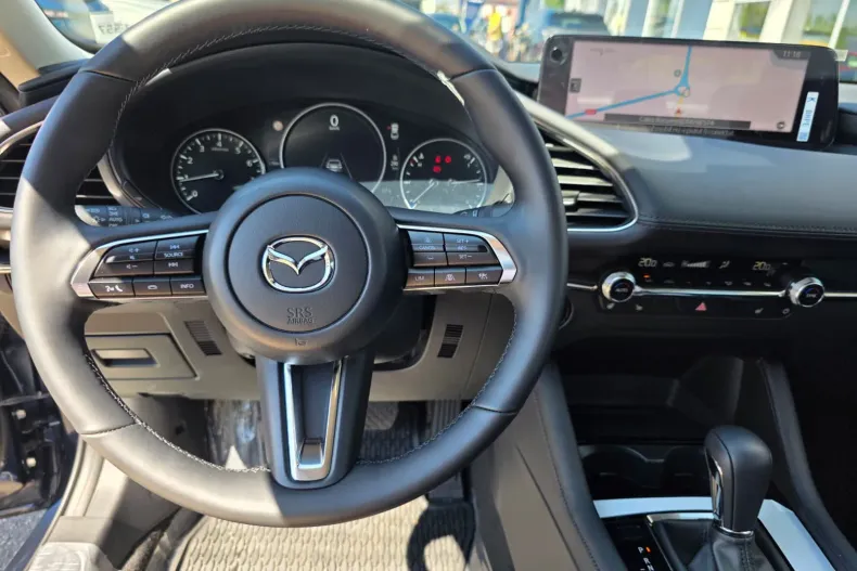 Mazda 3 din 2026 cu 3.600 km - oferta MAZ244542 - foto 17