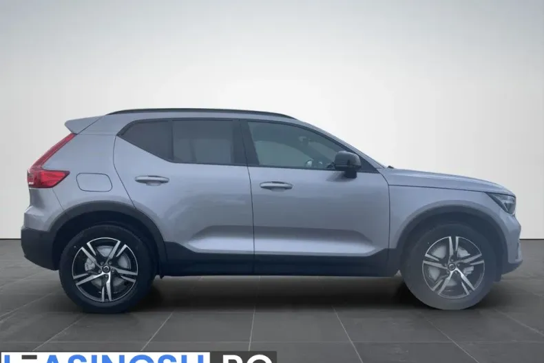 Volvo XC40 din 2025 cu 9.500 km - oferta VOL244545 - foto 6