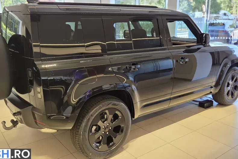 Land Rover Defender din 2026 cu 5 km - oferta LAN244555 - foto 5