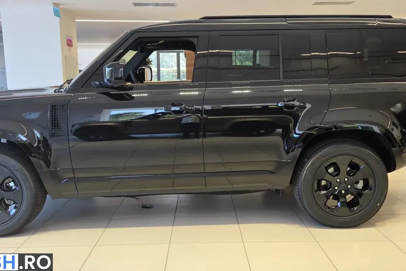 Land Rover Defender din 2026 cu 5 km - oferta LAN244555 - foto 8