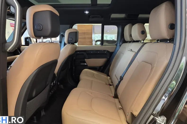Land Rover Defender din 2026 cu 5 km - oferta LAN244555 - foto 13