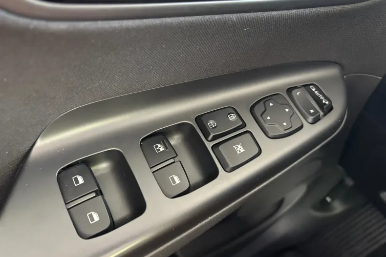 Hyundai Kona din 2022 cu 132.000 km - oferta HYU244561 - foto 27