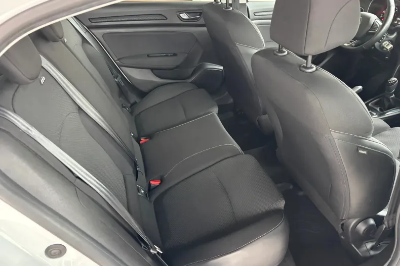 Renault Megane din 2023 cu 101.500 km - oferta REN244562 - foto 28