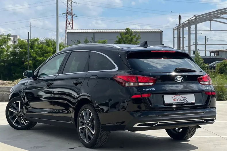 Hyundai i30 din 2023 cu 164.000 km - oferta HYU244573 - foto 4