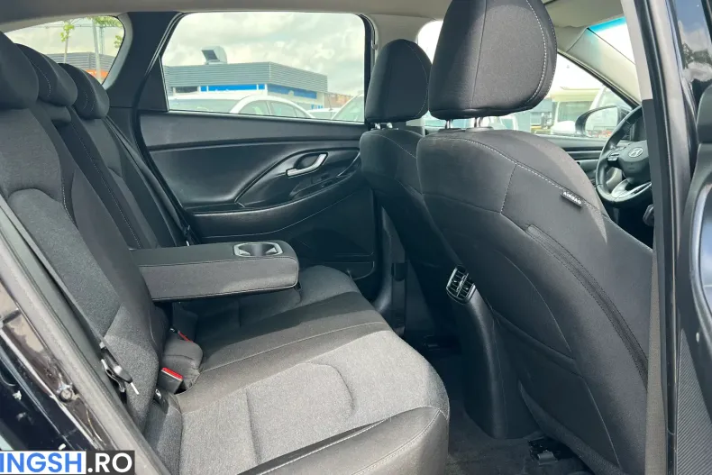 Hyundai i30 din 2023 cu 164.000 km - oferta HYU244573 - foto 8