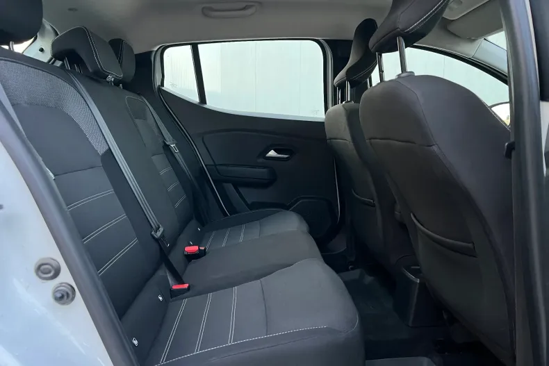 Dacia Sandero din 2023 cu 71.000 km - oferta DAC244575 - foto 7