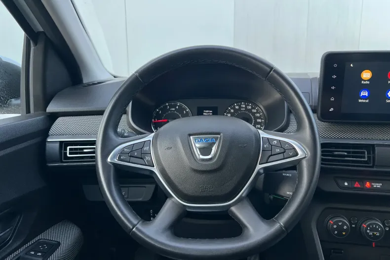 Dacia Sandero din 2023 cu 71.000 km - oferta DAC244575 - foto 11