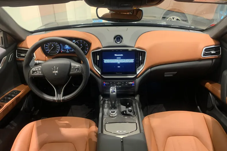 Maserati Ghibli din 2022 cu 25.100 km - oferta MAS244578 - foto 8