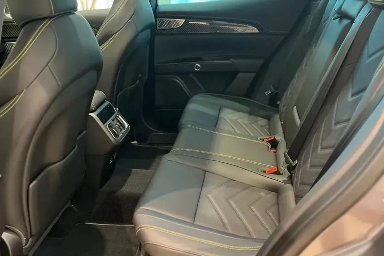 Maserati Grecale din 2023 cu 6.500 km - oferta MAS244583 - foto 16