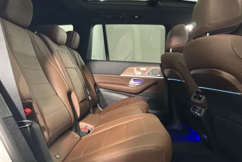 Mercedes-Benz GLS 580 (Clasa GLS) din 2026 cu 1 km - oferta MER244589 - foto 13