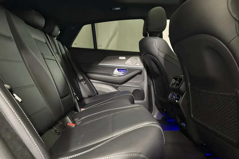 Mercedes-Benz GLE 400 (Clasa GLE) din 2025 cu 1 km - oferta MER244594 - foto 11