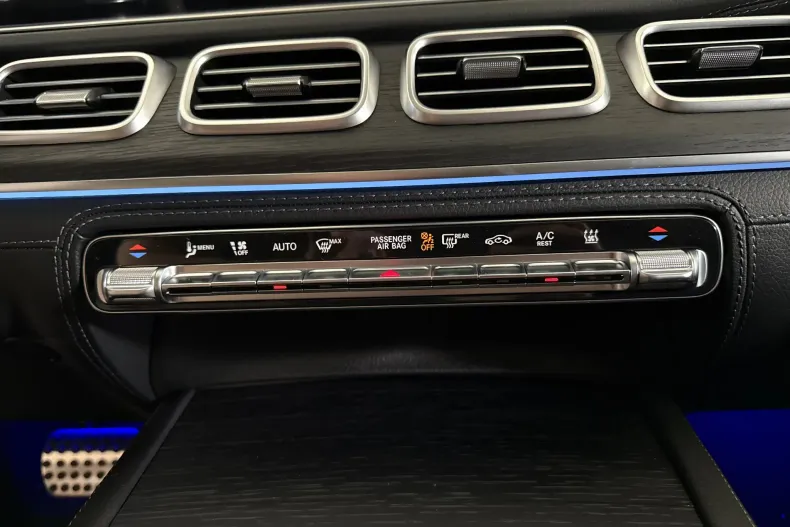 Mercedes-Benz GLE 400 (Clasa GLE) din 2025 cu 1 km - oferta MER244594 - foto 18