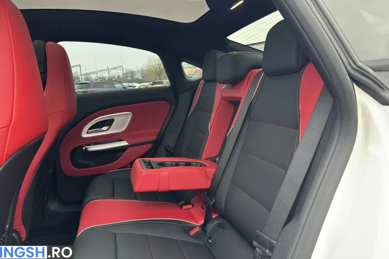 Mercedes-Benz CLA 200 (Clasa CLA) din 2025 cu 3.000 km - oferta MER244604 - foto 14