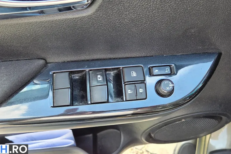 Toyota Hilux din 2021 cu 143.000 km - oferta TOY244608 - foto 14