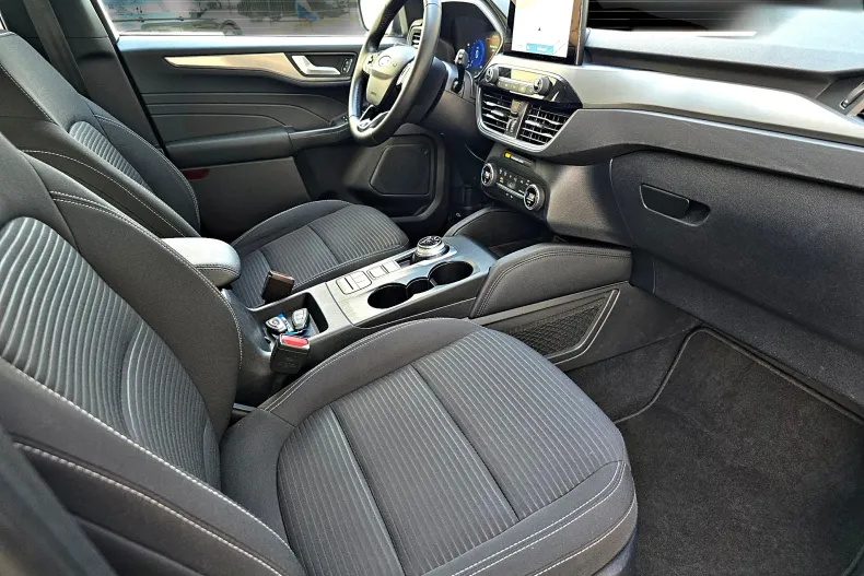 Ford Kuga din 2021 cu 124.831 km - oferta FOR244612 - foto 8