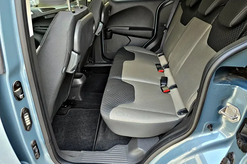 Ford Tourneo Courier din 2020 cu 12.568 km - oferta FOR244613 - foto 6