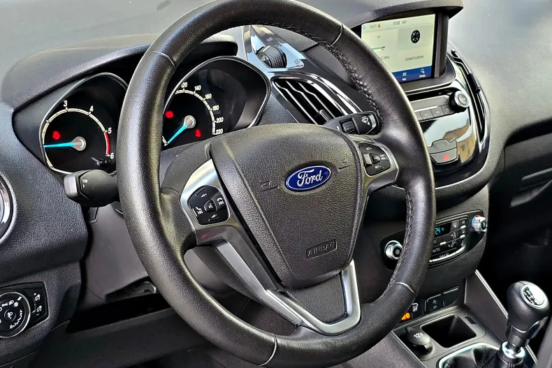 Ford Tourneo Courier din 2020 cu 12.568 km - oferta FOR244613 - foto 17