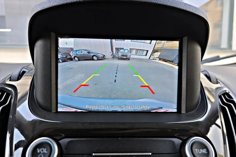 Ford Tourneo Courier din 2020 cu 12.568 km - oferta FOR244613 - foto 28