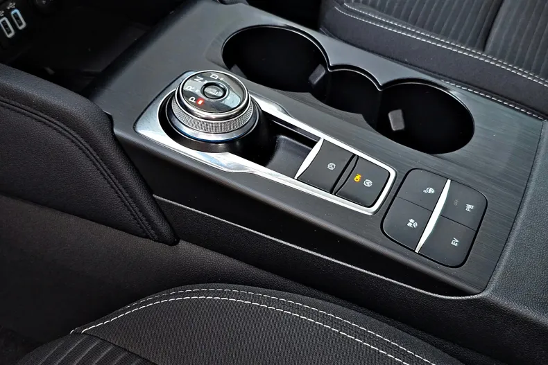 Ford Kuga din 2021 cu 161.041 km - oferta FOR244614 - foto 19