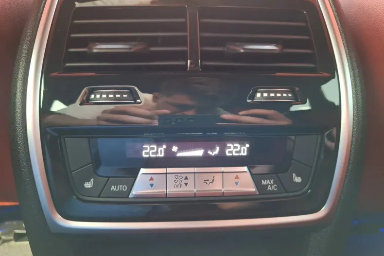 BMW XM (Seria X) din 2023 cu 33.900 km - oferta BMW244616 - foto 18