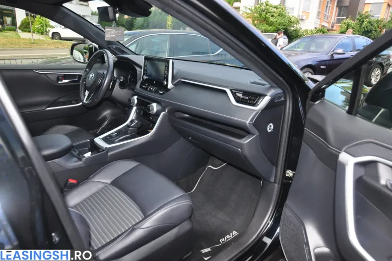 Toyota RAV4 din 2022 cu 175.250 km - oferta TOY244617 - foto 19