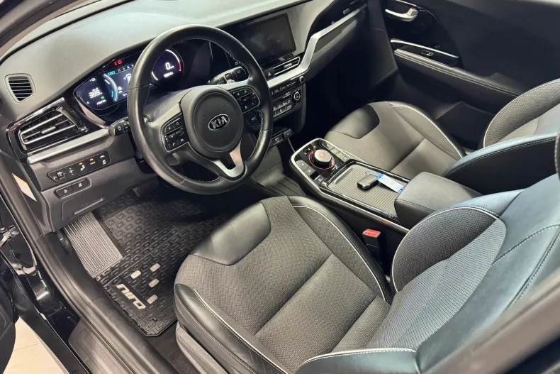 Kia Niro din 2021 cu 91.375 km - oferta KIA244618 - foto 7