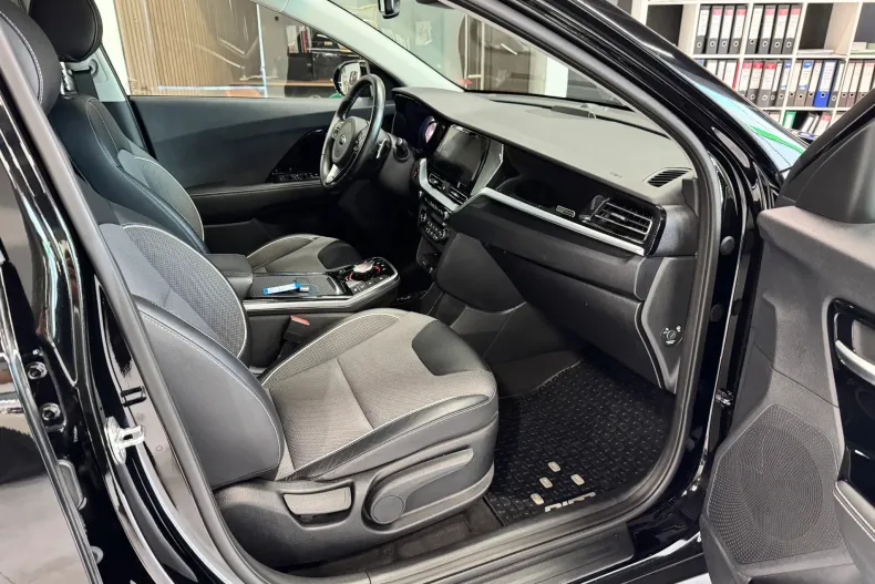 Kia Niro din 2021 cu 91.375 km - oferta KIA244618 - foto 13