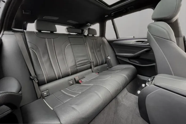 BMW 530 (Seria 5) din 2022 cu 80.800 km - oferta BMW244625 - foto 13