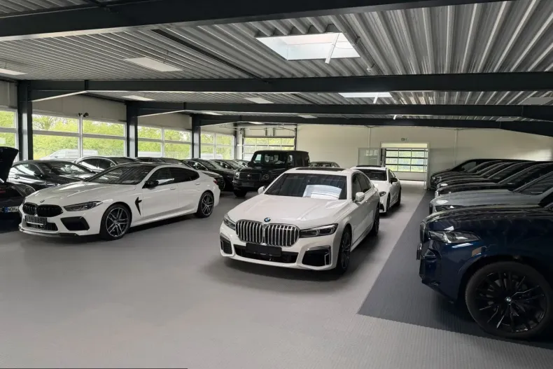 BMW XM (Seria X) din 2023 cu 64.796 km - oferta BMW244628 - foto 46