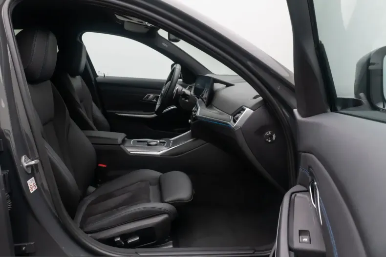 BMW 330 (Seria 3) din 2023 cu 89.405 km - oferta BMW244633 - foto 24