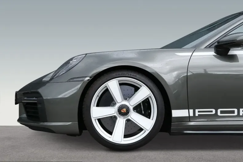 Porsche 992 din 2025 cu 3.980 km - oferta POR244642 - foto 6