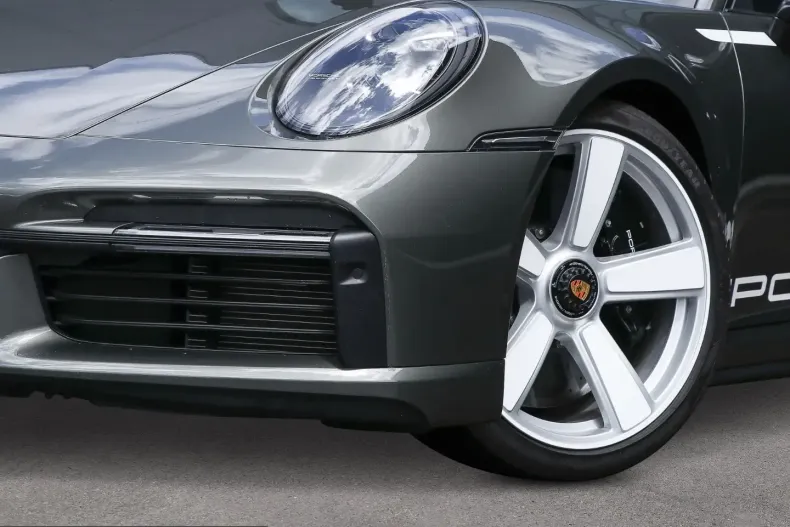 Porsche 992 din 2025 cu 3.980 km - oferta POR244642 - foto 8