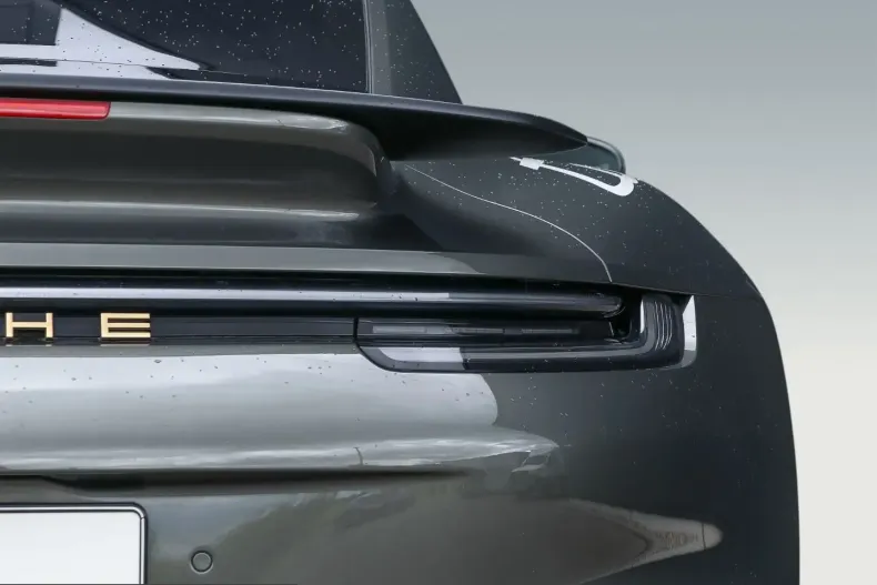 Porsche 992 din 2025 cu 3.980 km - oferta POR244642 - foto 9