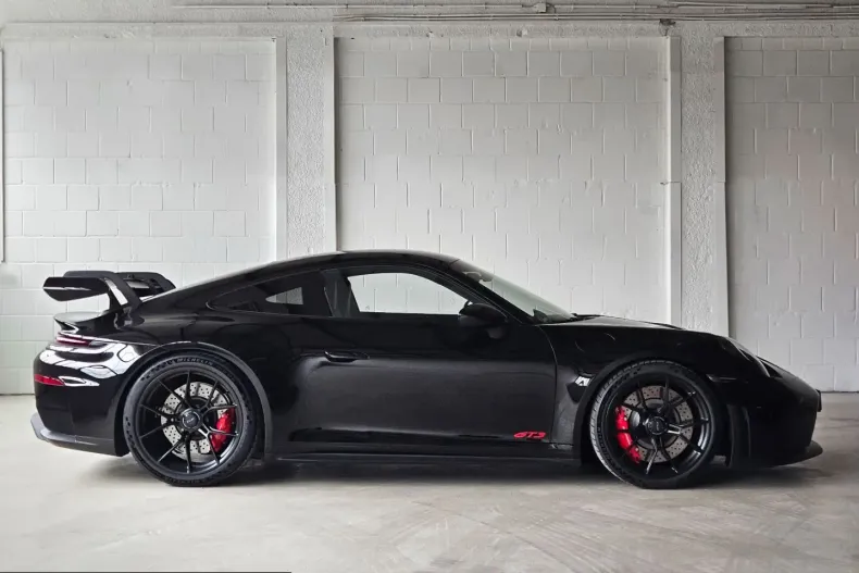 Porsche 992 din 2025 cu 385 km - oferta POR244645 - foto 2
