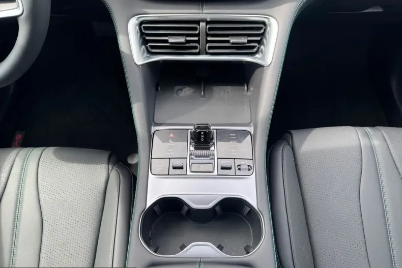 BYD Seal U din 2025 cu 10.935 km - oferta BYD244654 - foto 16