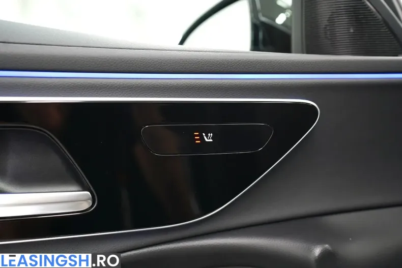 Mercedes-Benz E 220 (Clasa E) din 2025 cu 22.500 km - oferta MER244660 - foto 15