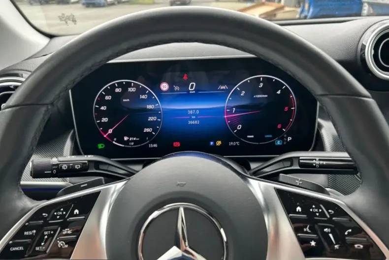 Mercedes-Benz GLC 220 (Clasa GLC) din 2024 cu 36.745 km - oferta MER244663 - foto 9
