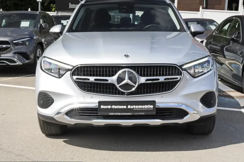 Mercedes-Benz GLC 220 (Clasa GLC) din 2023 cu 41.773 km - oferta MER244668 - foto 2