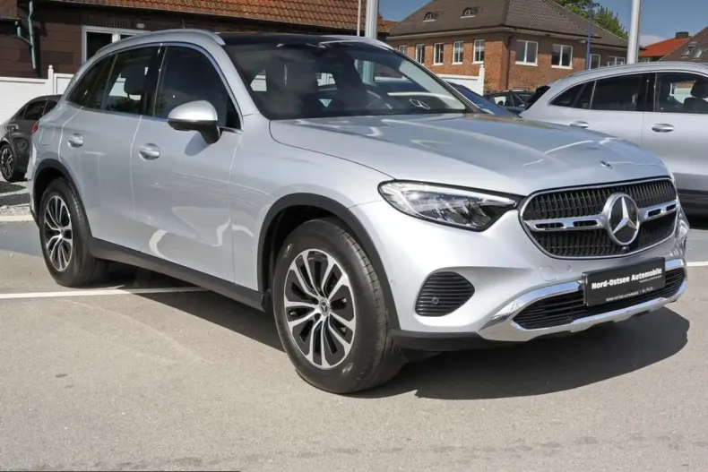 Mercedes-Benz GLC 220 (Clasa GLC) din 2023 cu 41.773 km - oferta MER244668 - foto 3