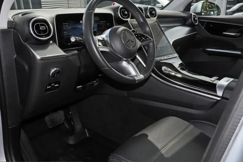 Mercedes-Benz GLC 220 (Clasa GLC) din 2023 cu 41.773 km - oferta MER244668 - foto 7
