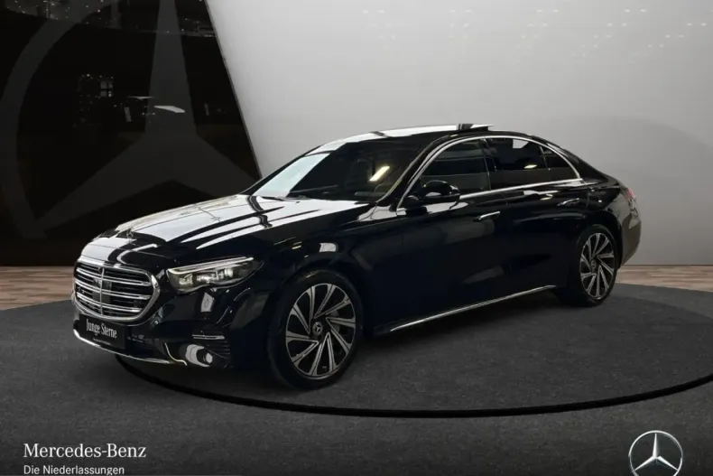 Mercedes-Benz E 300 (Clasa E) din 2024 cu 38.121 km - oferta MER244670 - foto 1