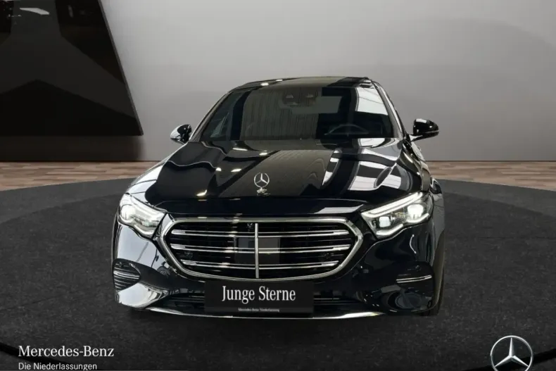 Mercedes-Benz E 300 (Clasa E) din 2024 cu 38.121 km - oferta MER244670 - foto 2