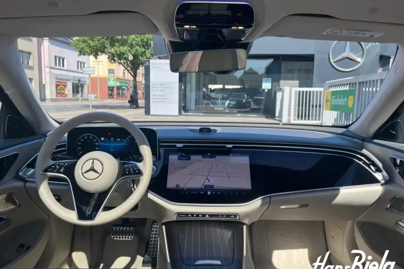 Mercedes-Benz E 300 (Clasa E) din 2023 cu 5.510 km - oferta MER244672 - foto 9